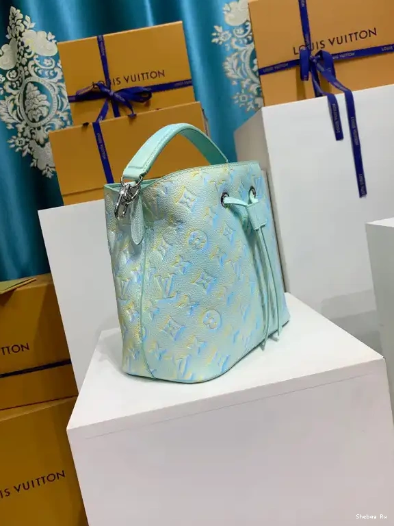 NÉONOÉ LOUIS VUITTON BB 0629